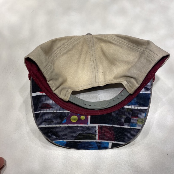 Quicksilver Corduroy Snapback - Picture 4 of 7